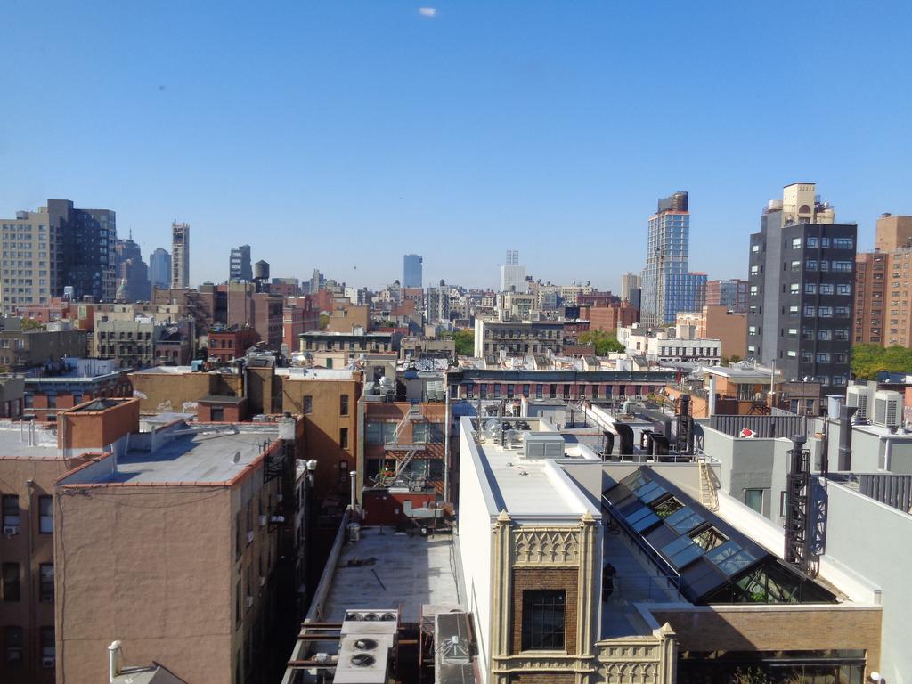 Redford Hotel New York Exterior photo